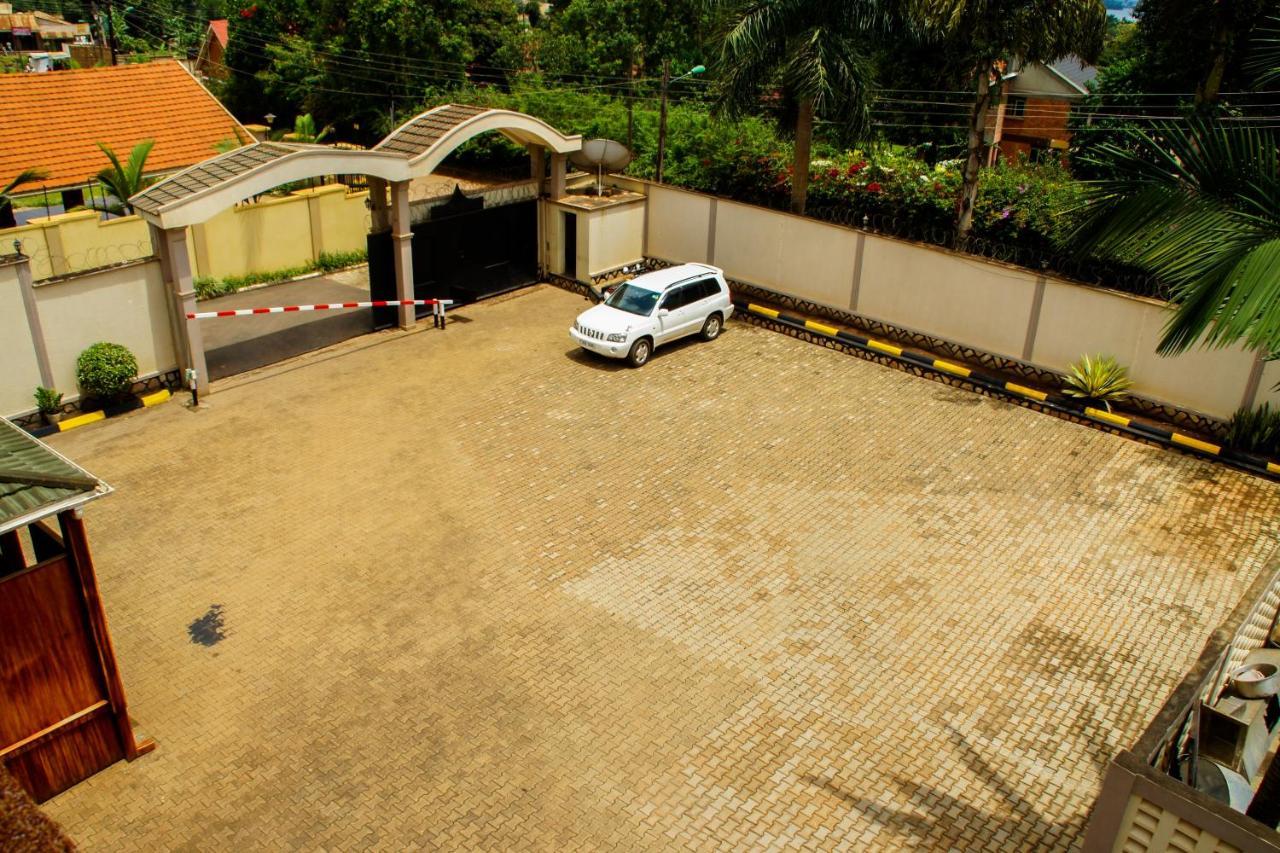 Alfa Hotel Munyonyo คัมพาลา ภายนอก รูปภาพ